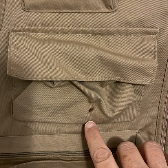 Vintage Alexander’s Kansas‎ City, Kansas men’s extra large hunting fishing vest - Picture 3 of 5